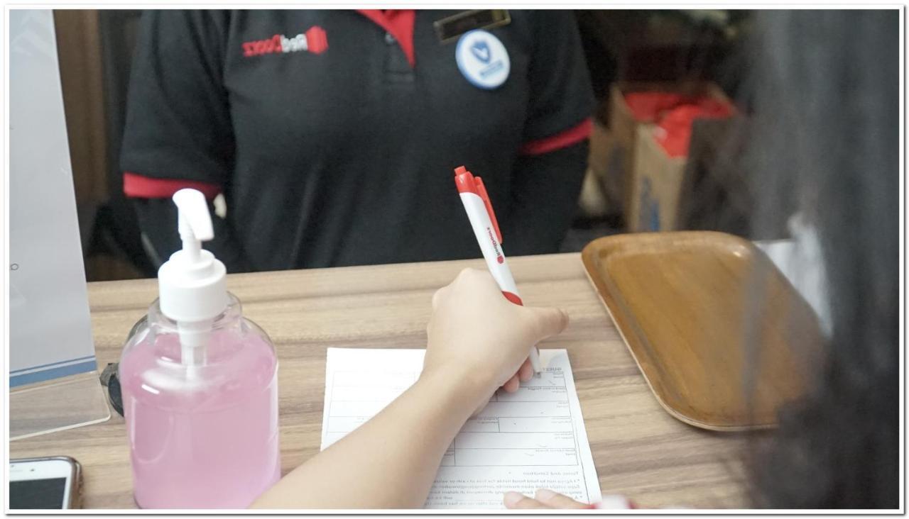 RedDoorz Syariah near Exit Tol Madyopuro Hotel Malang Bagian luar foto