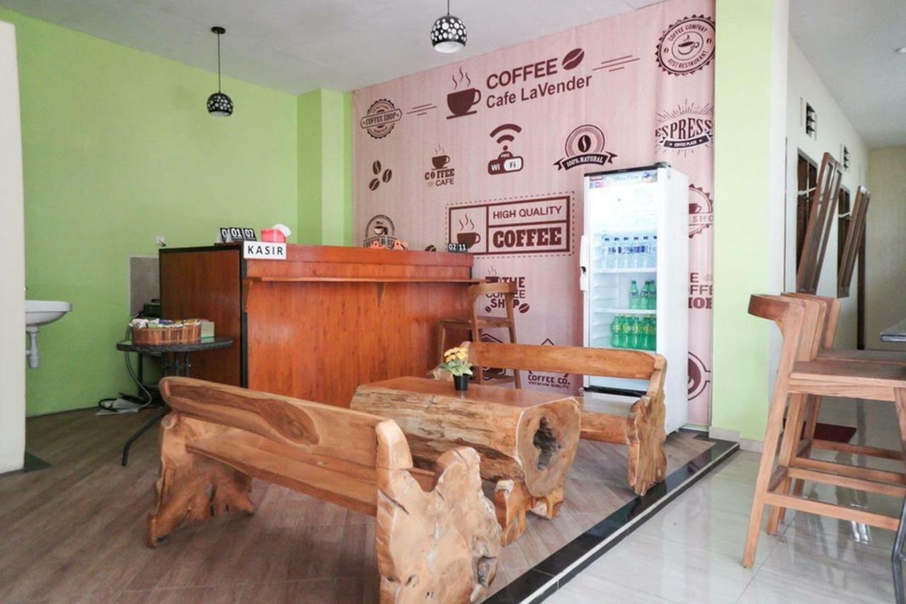 RedDoorz Syariah near Exit Tol Madyopuro Hotel Malang Bagian luar foto